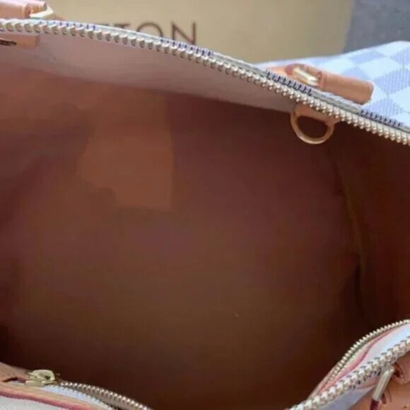 Louis Vuitton Checkered Creamand Tan Tote - Picture 2 of 5